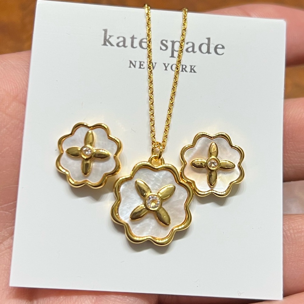 Kate Spade Heritage Bloom Necklace & Earrings Set